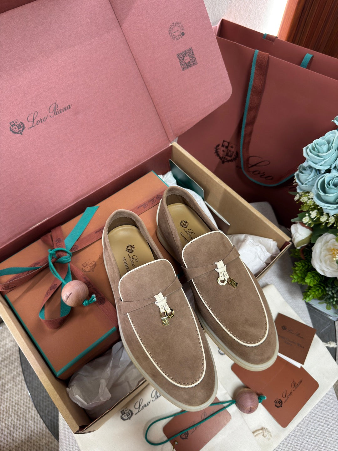 Summer Charms Walk Loafer #2040
