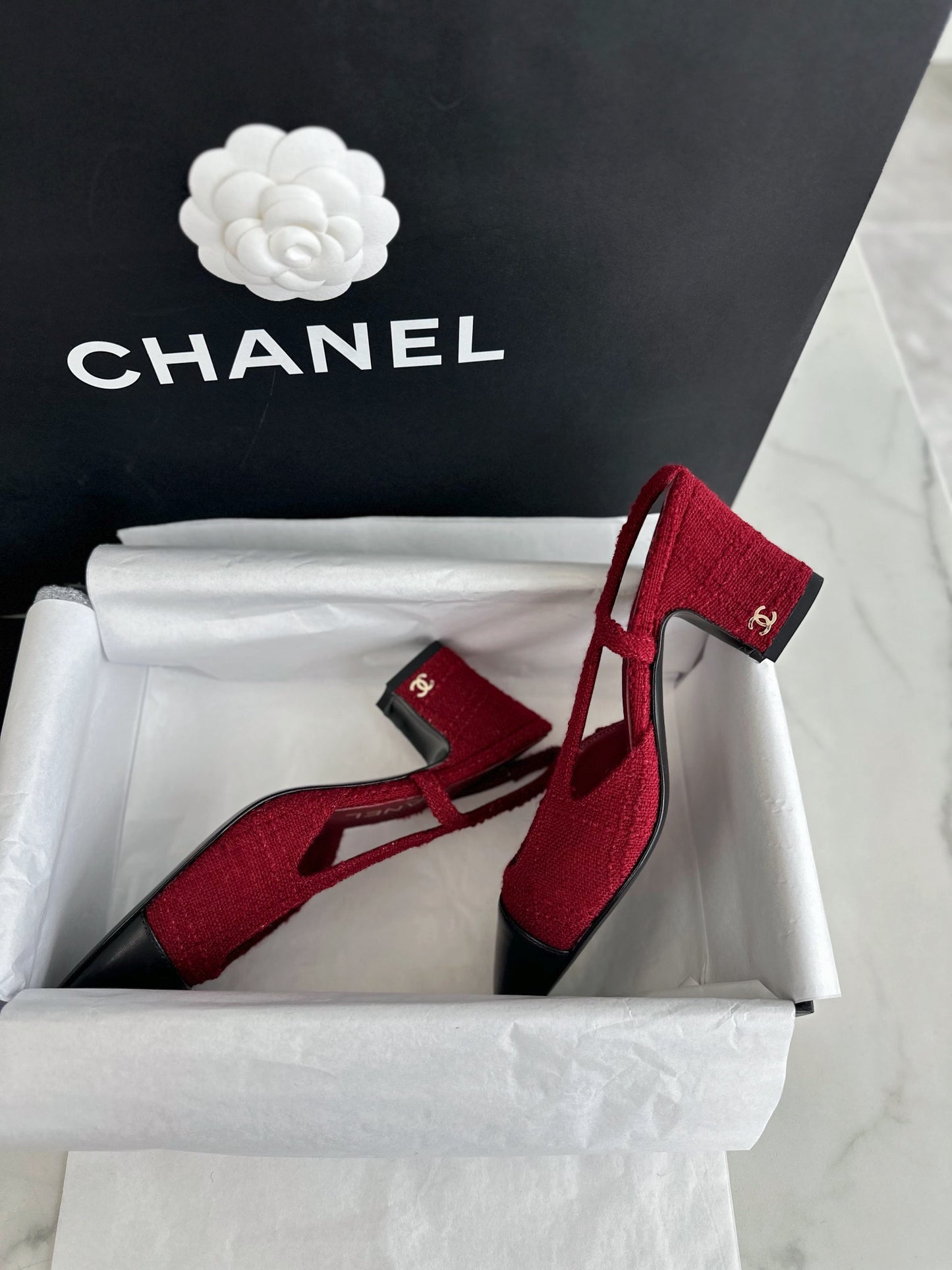24s Sandal #303