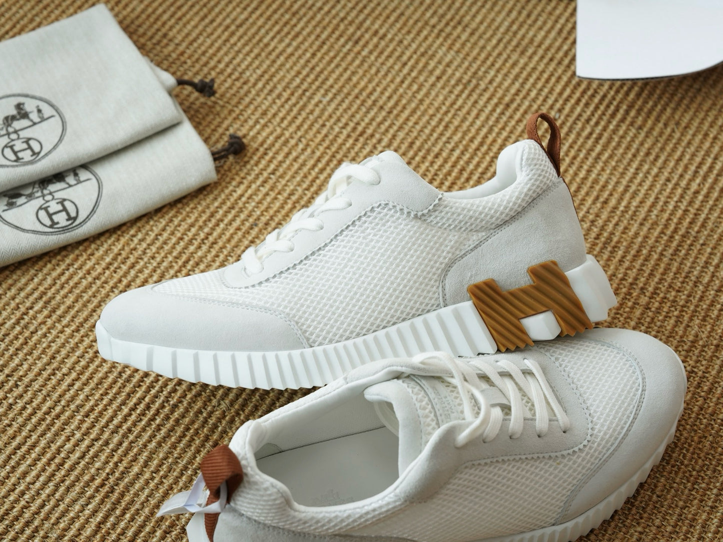 HSneakers