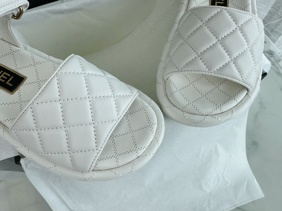 24s Sandal #367