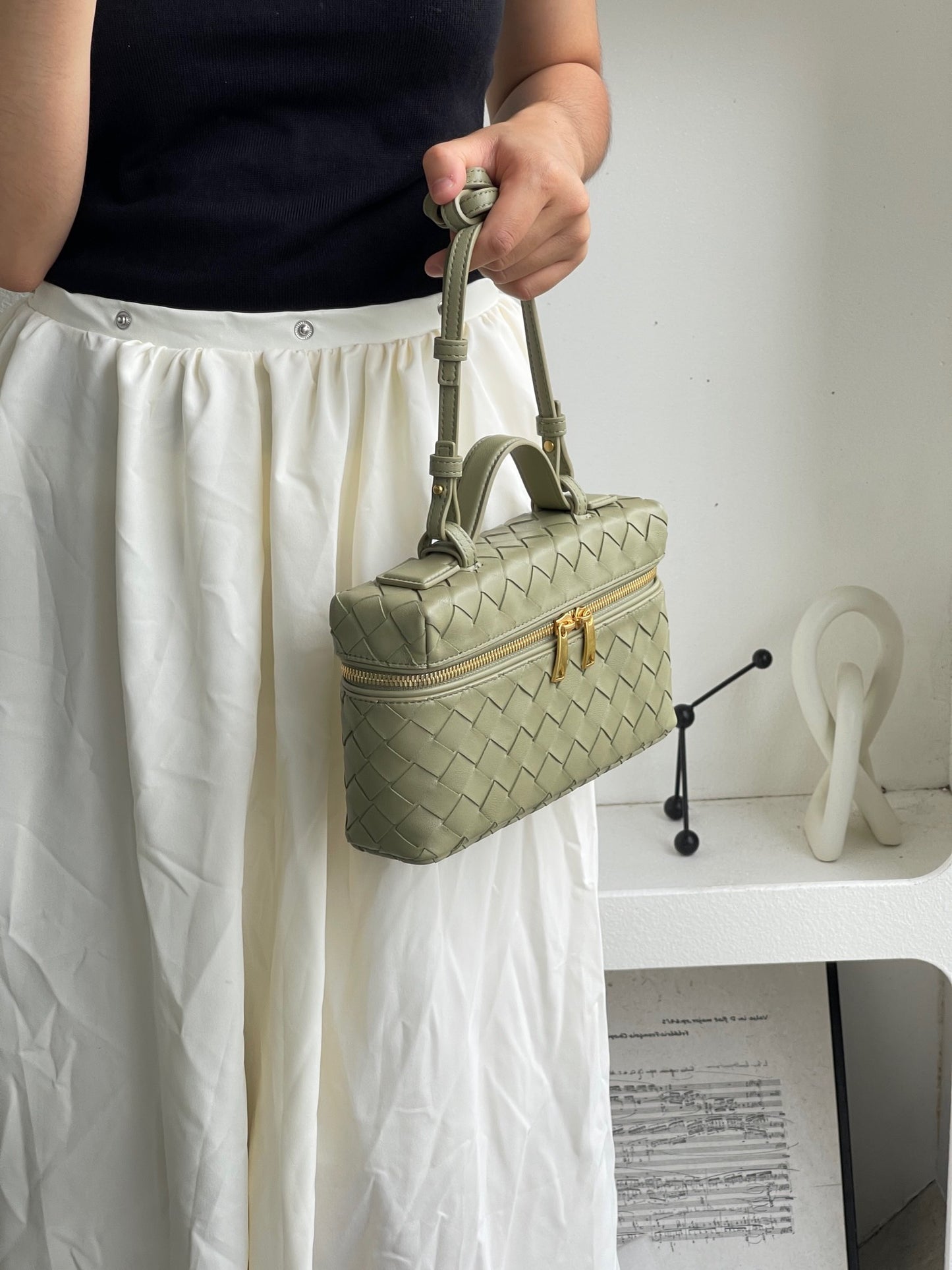 BV Bang Bang Vanity Case #572