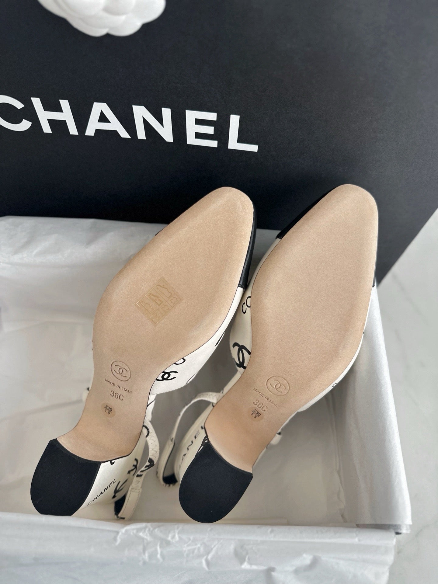 24s sandal #2469
