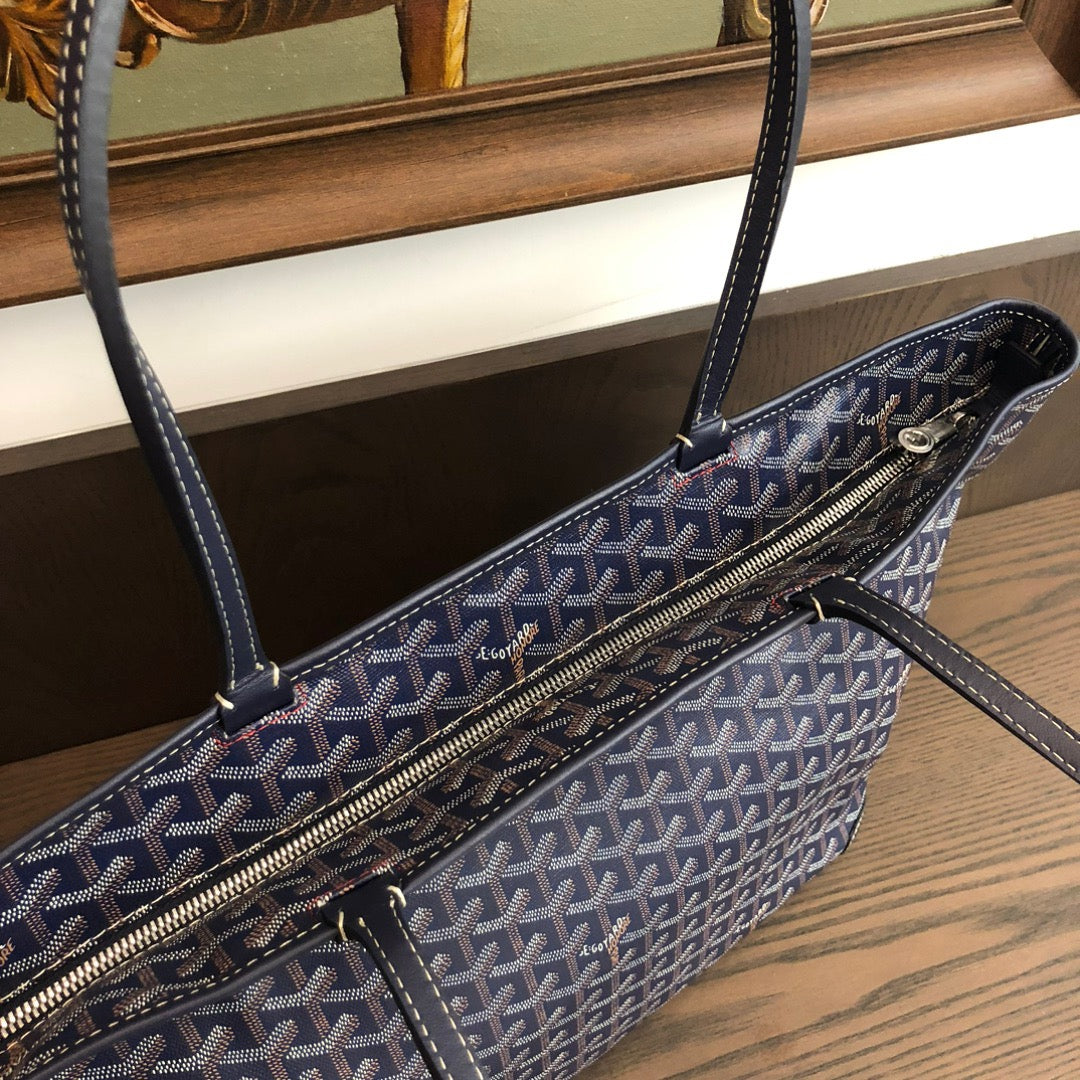 Artois MM Bag #681
