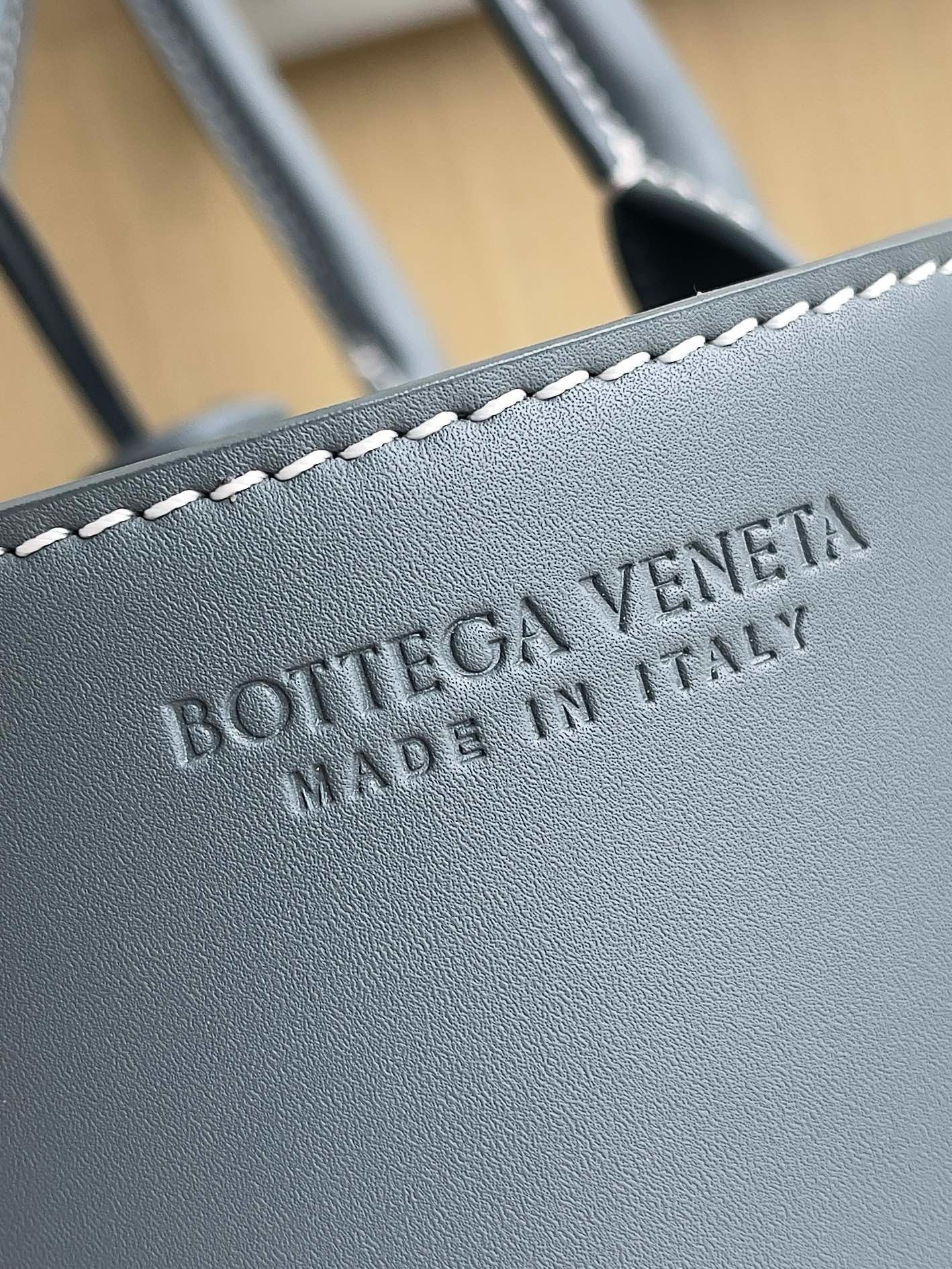 BV Mini Tote #2708