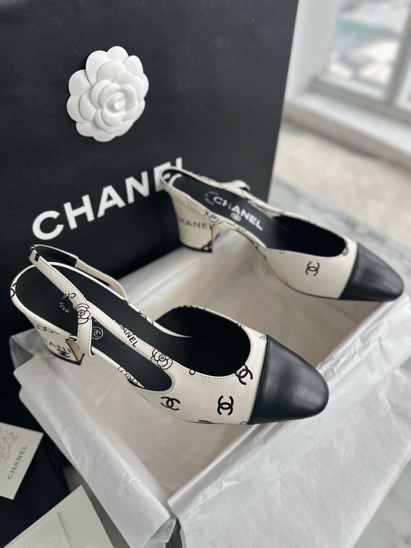 24s sandal #2469