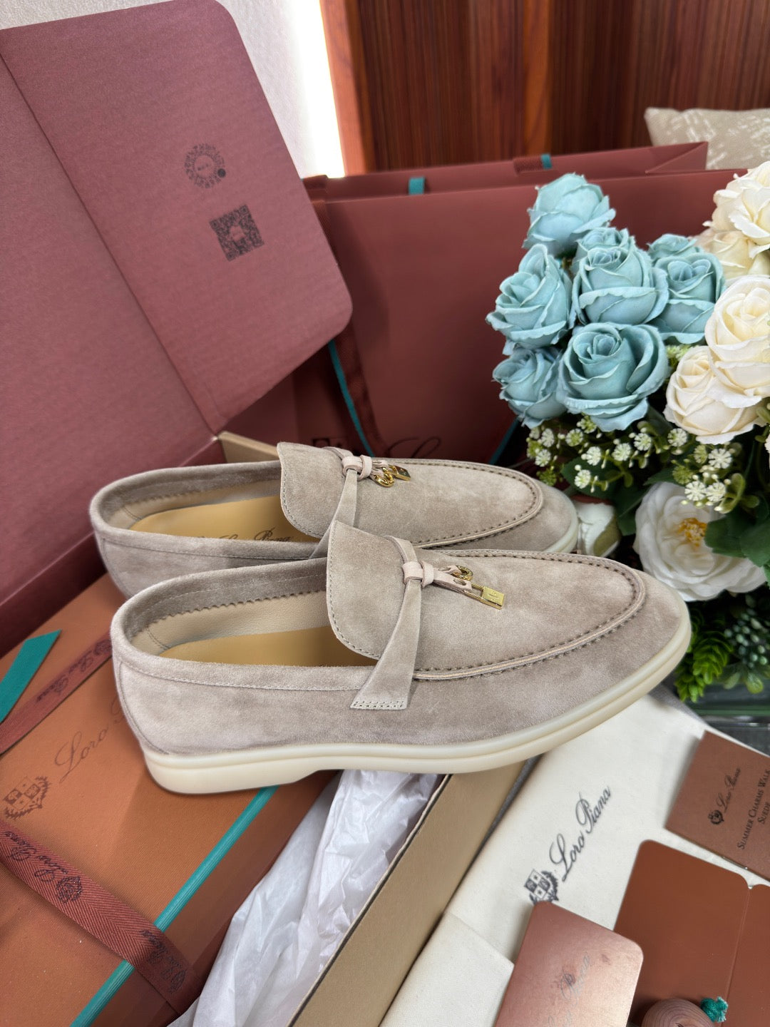 Summer Charms Walk Loafer #2032