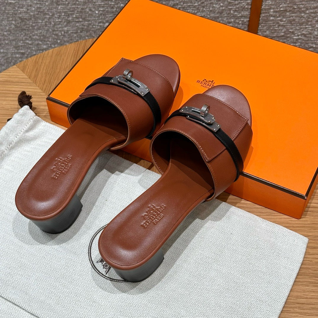 Sandal #3077