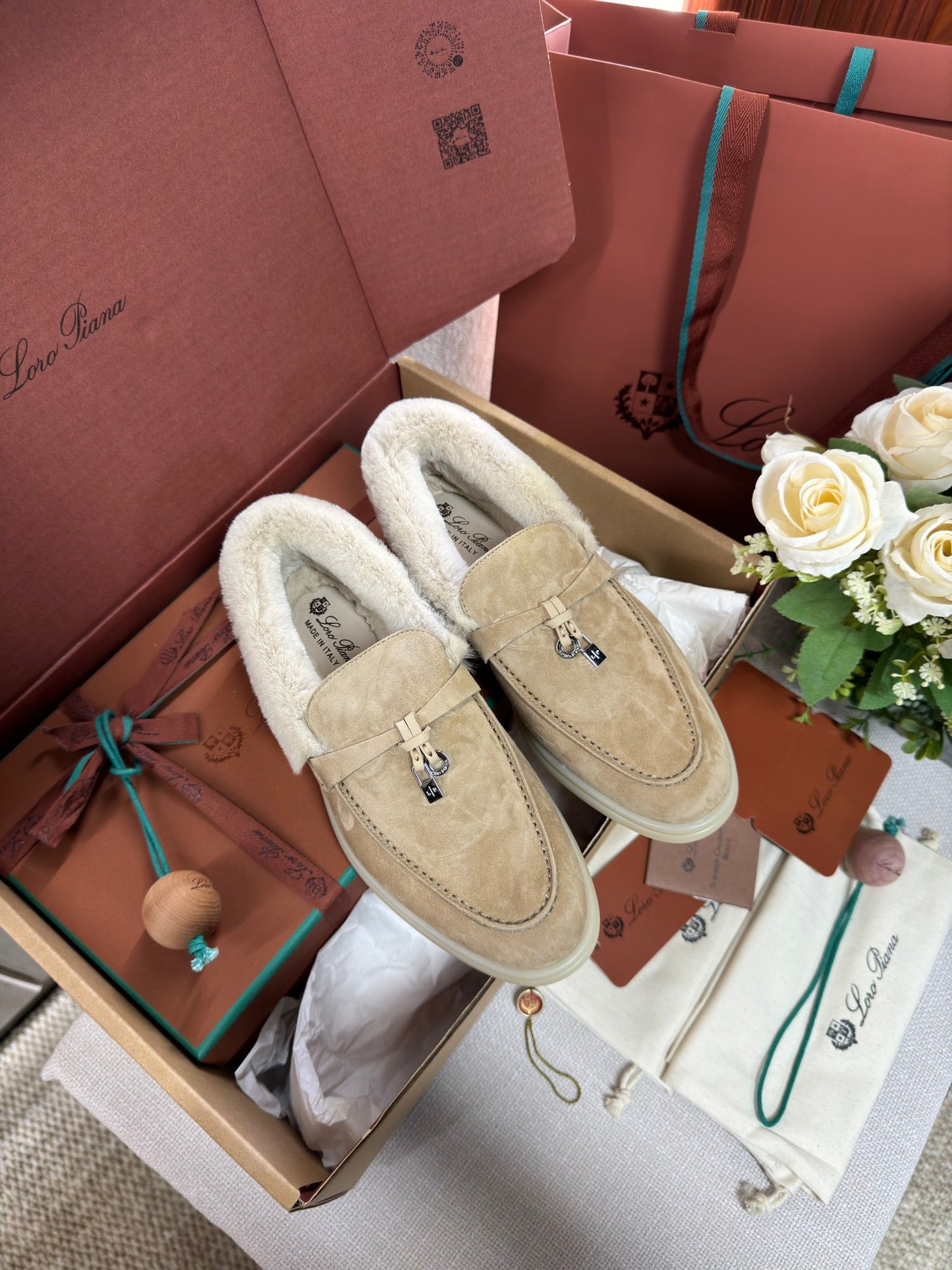 Summer Charms Walk Loafer #228