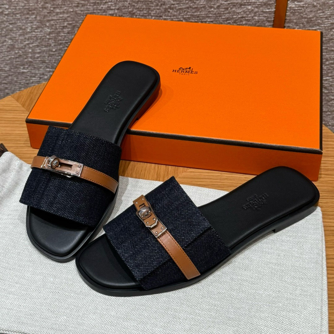Sandal #3037