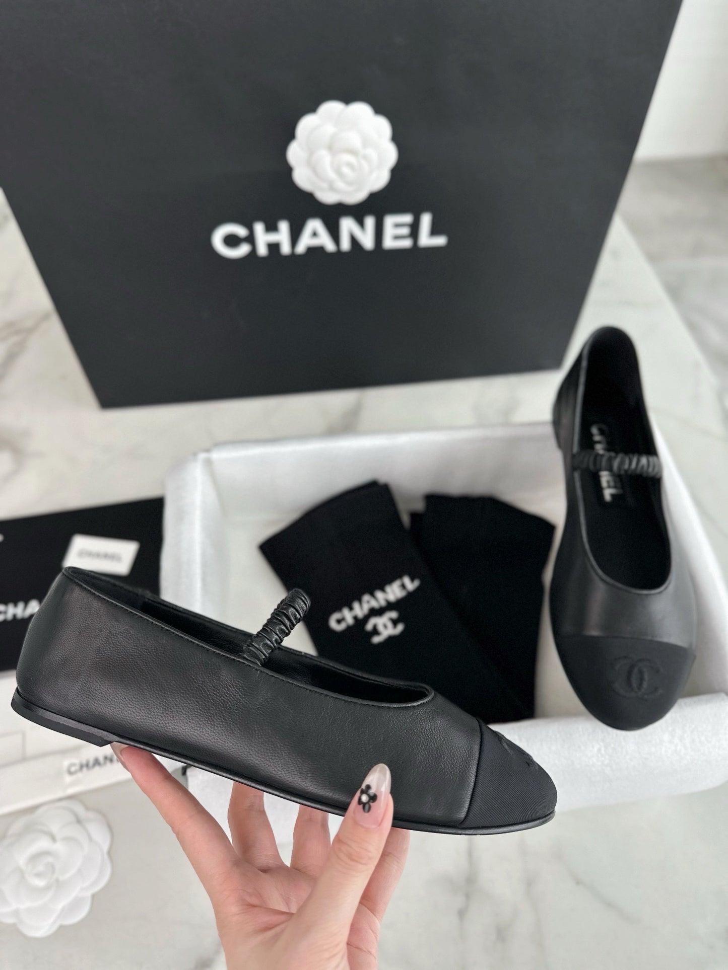 24s sandal #377