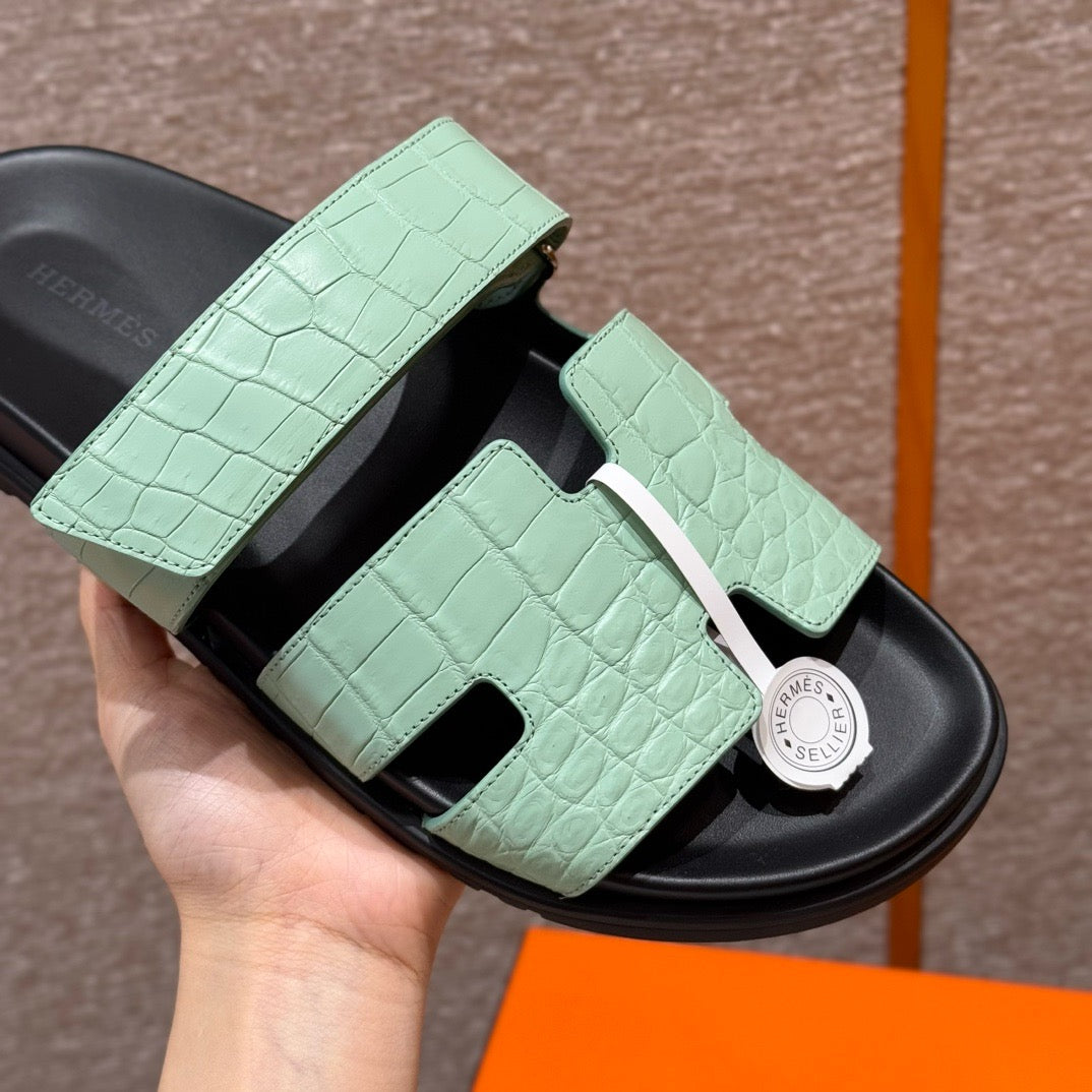 sandal alligator #2576