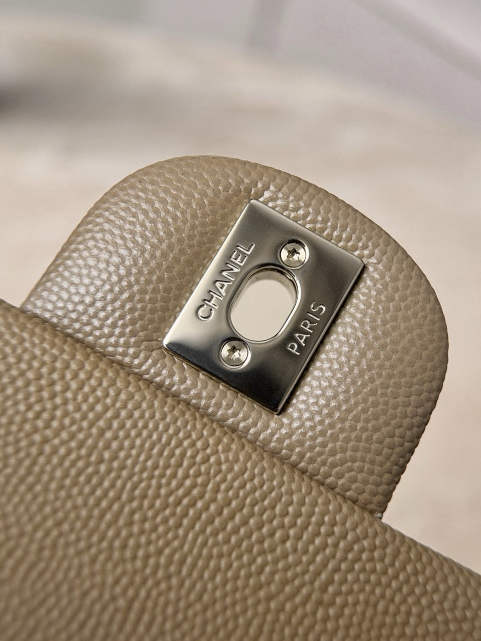 Cf25 Champagne Gold Caviar # 4196