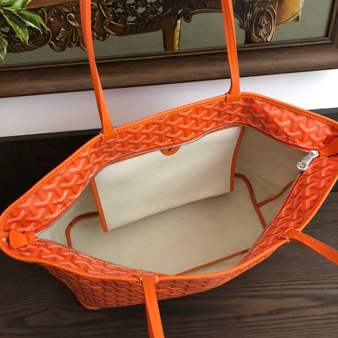 Artois MM Bag #697