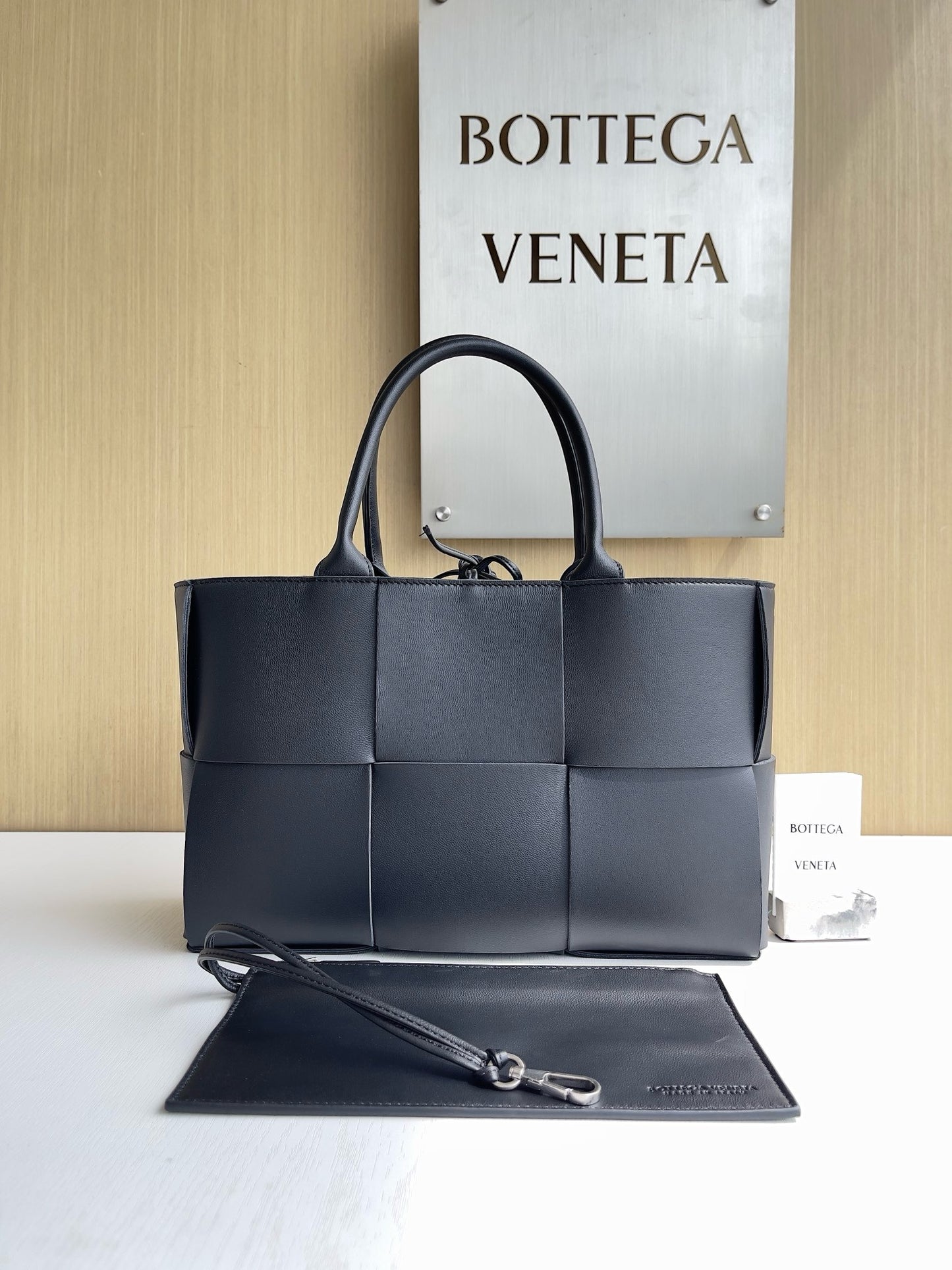 BV Mini Tote #2730