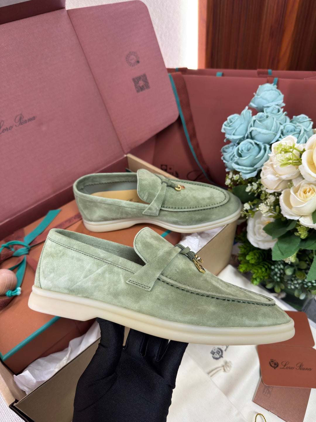 Summer Charms Walk Loafer #2028