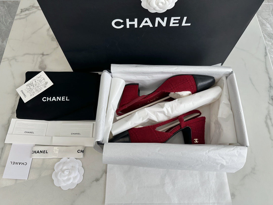 24s Sandal #303