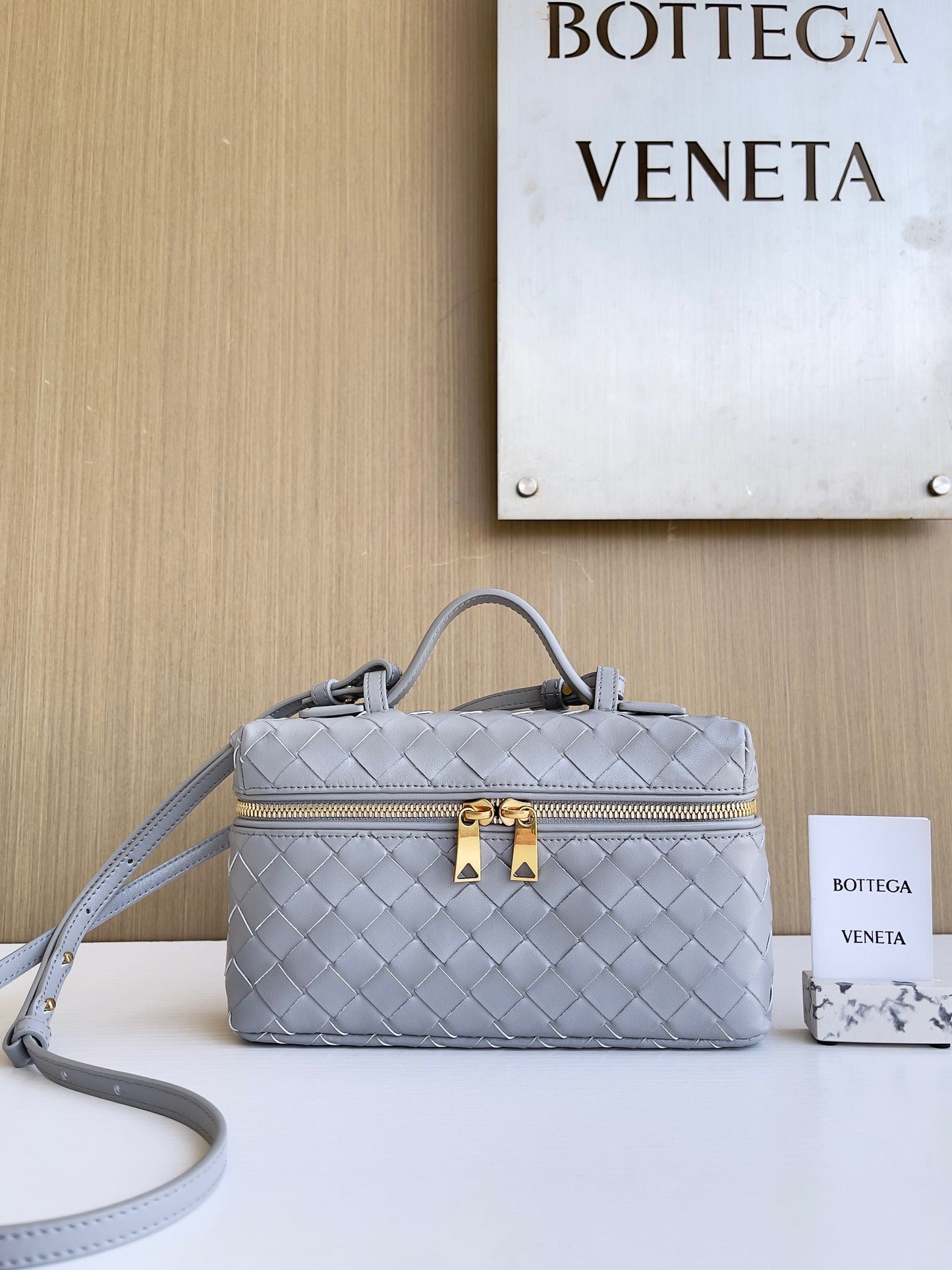 BV Bang Bang Vanity Case #566