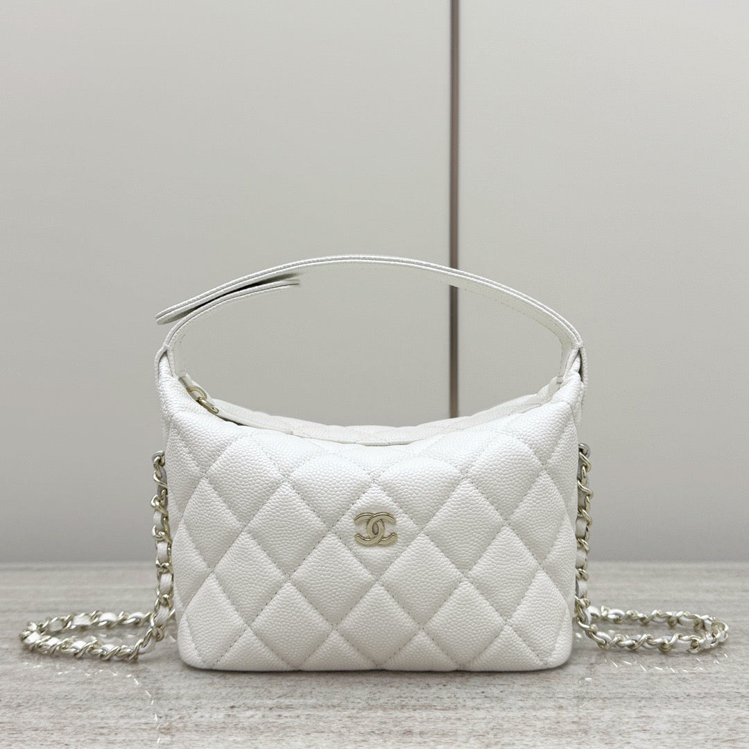 25c Bag #858