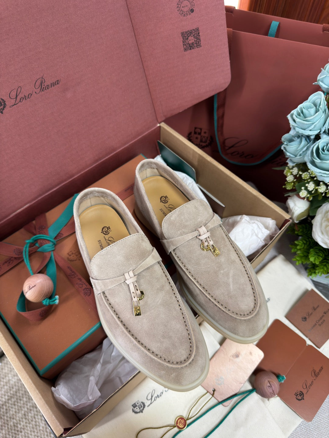 Summer Charms Walk Loafer #2032