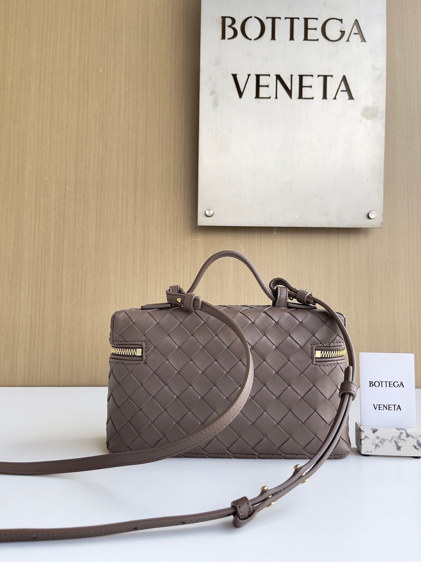 BV Bang Bang Vanity Case #563
