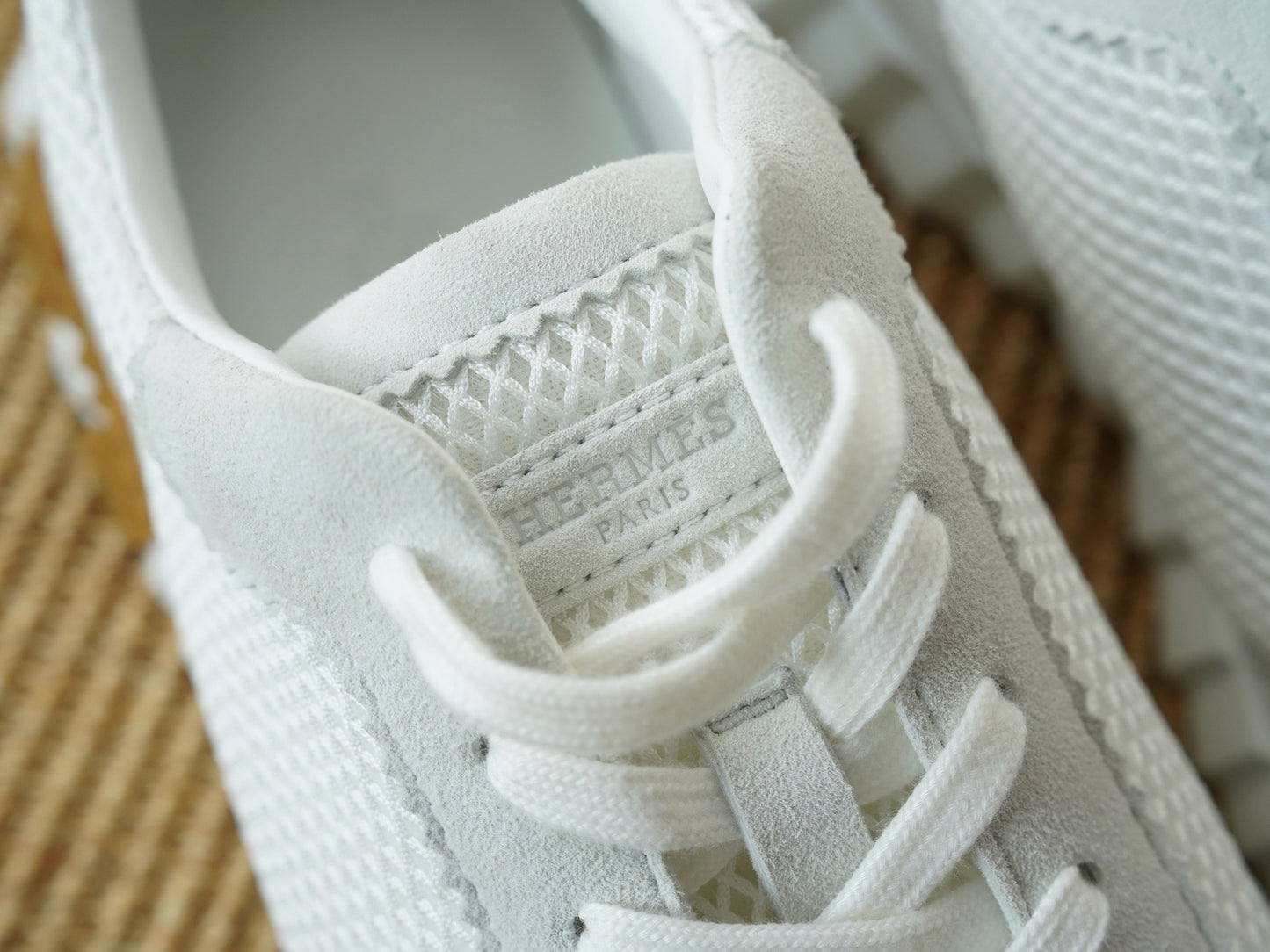 HSneakers