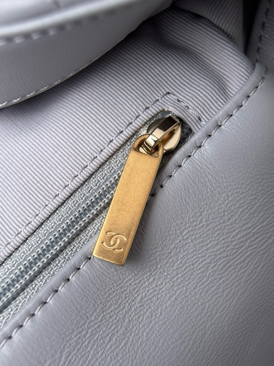 25s bag #3086