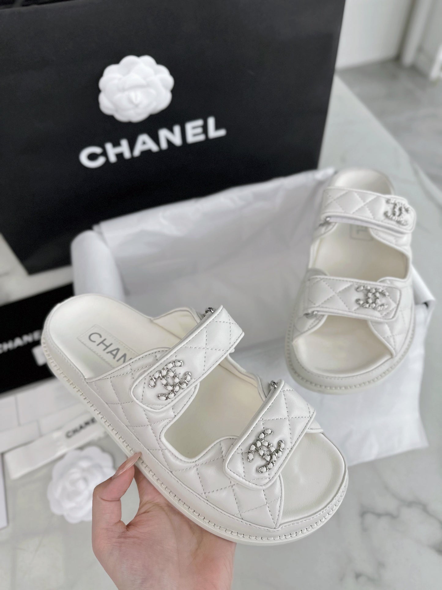 24s sandal #352