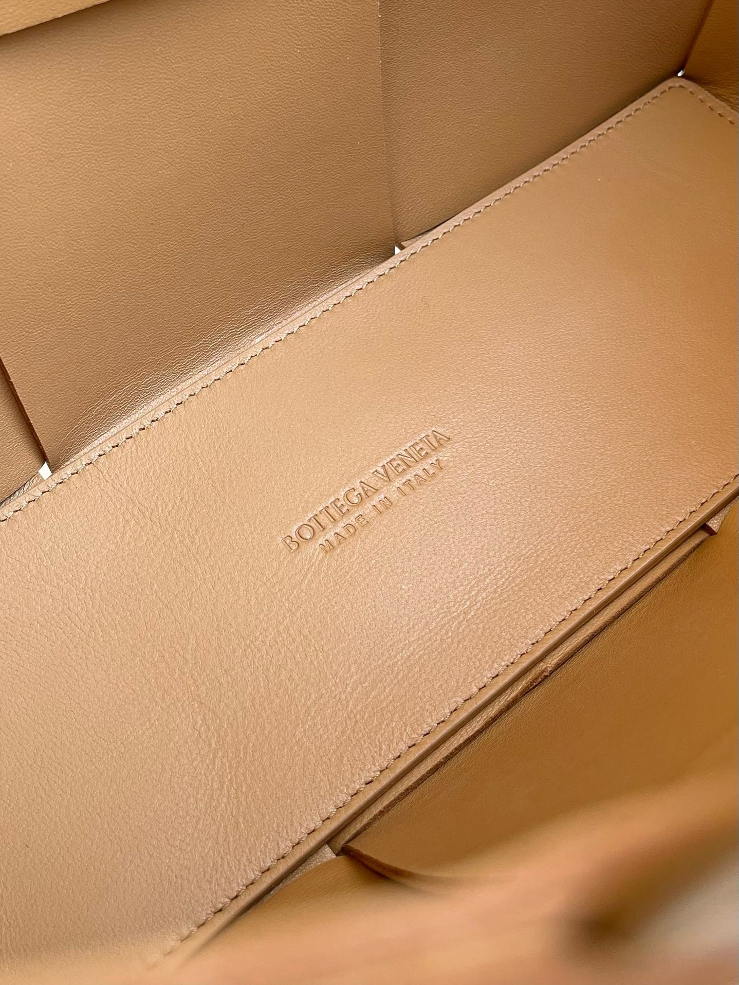BV Mini Tote #2711