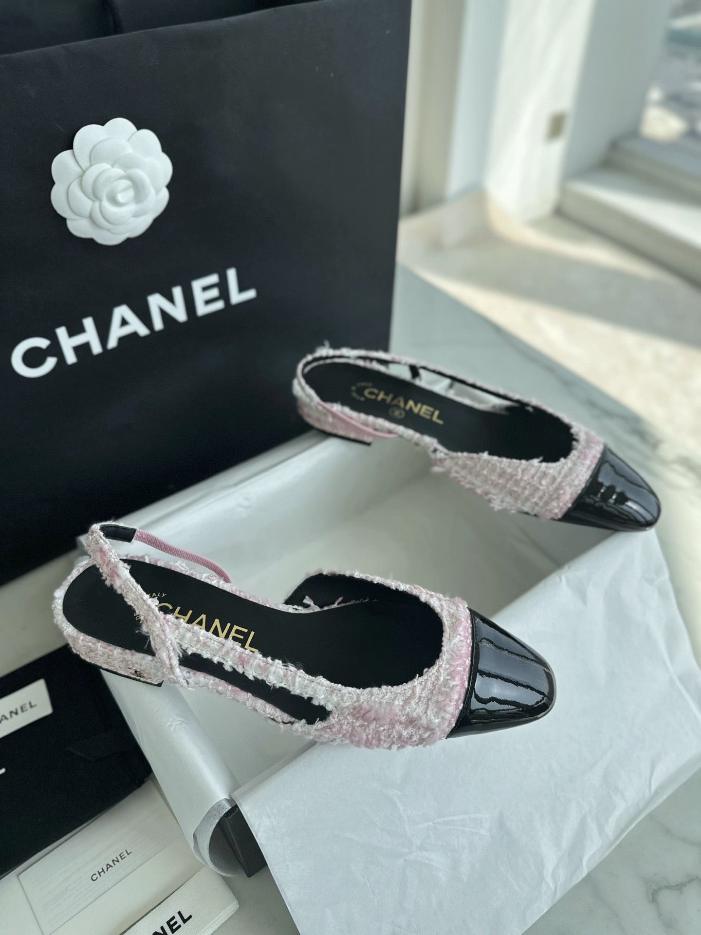24s sandal #2468