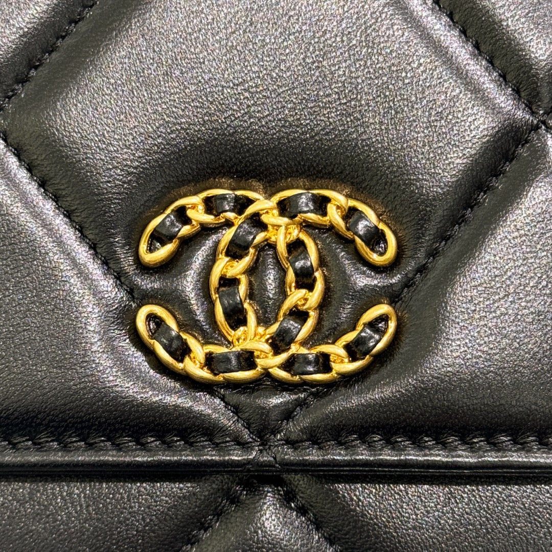 Woc 19 bag #717