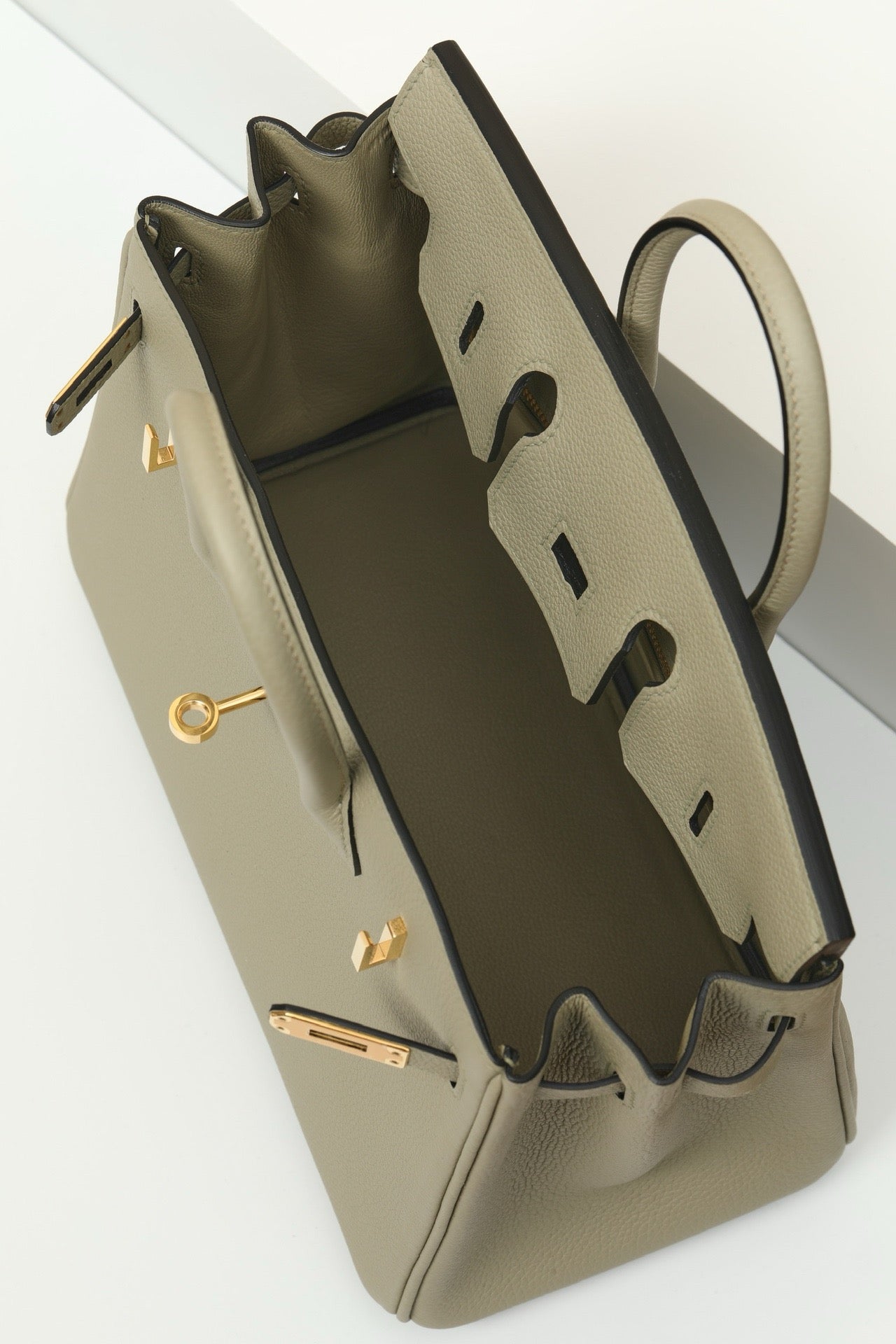 BK25 Sage Green # 3886