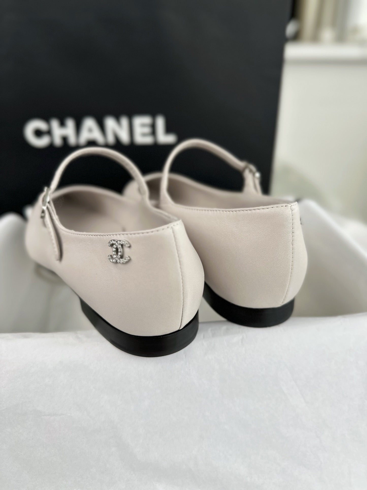 24s sandal #346