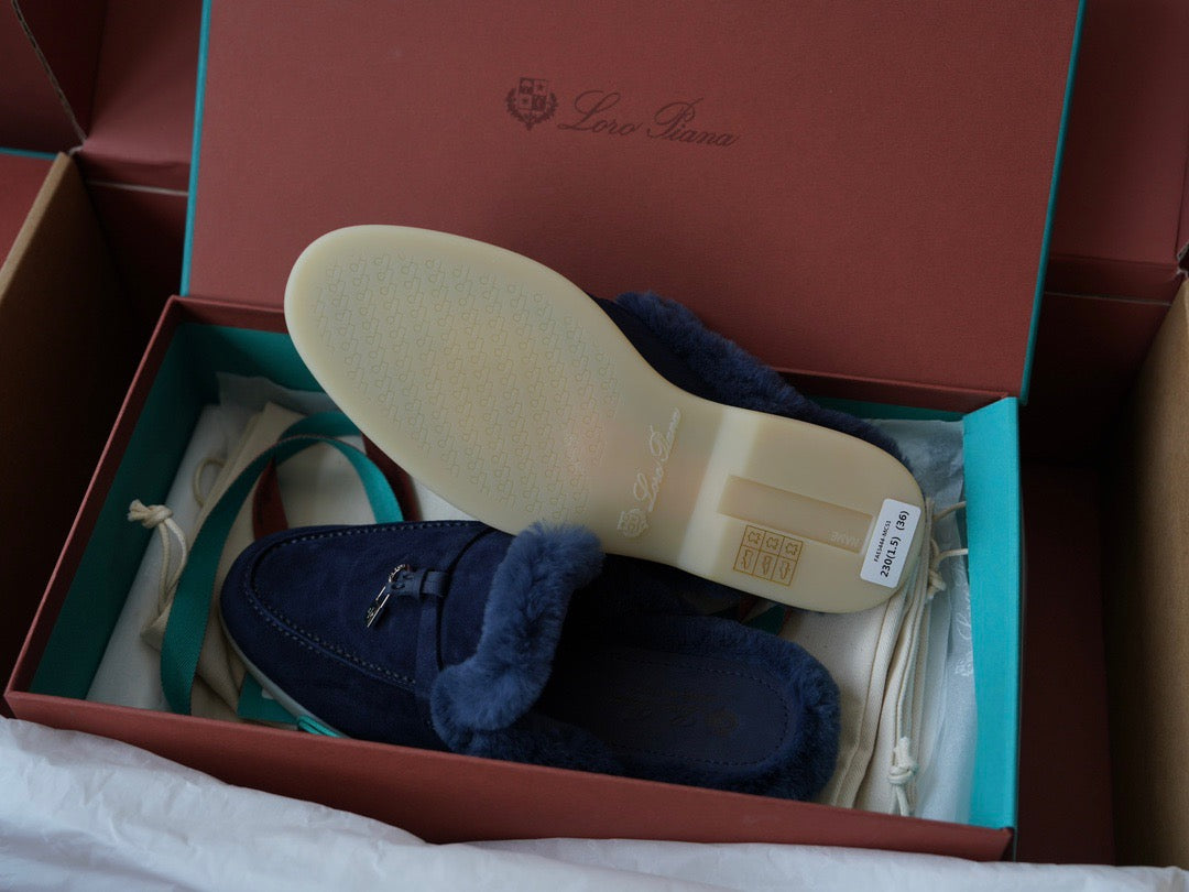 Charms Walk Loafer #220