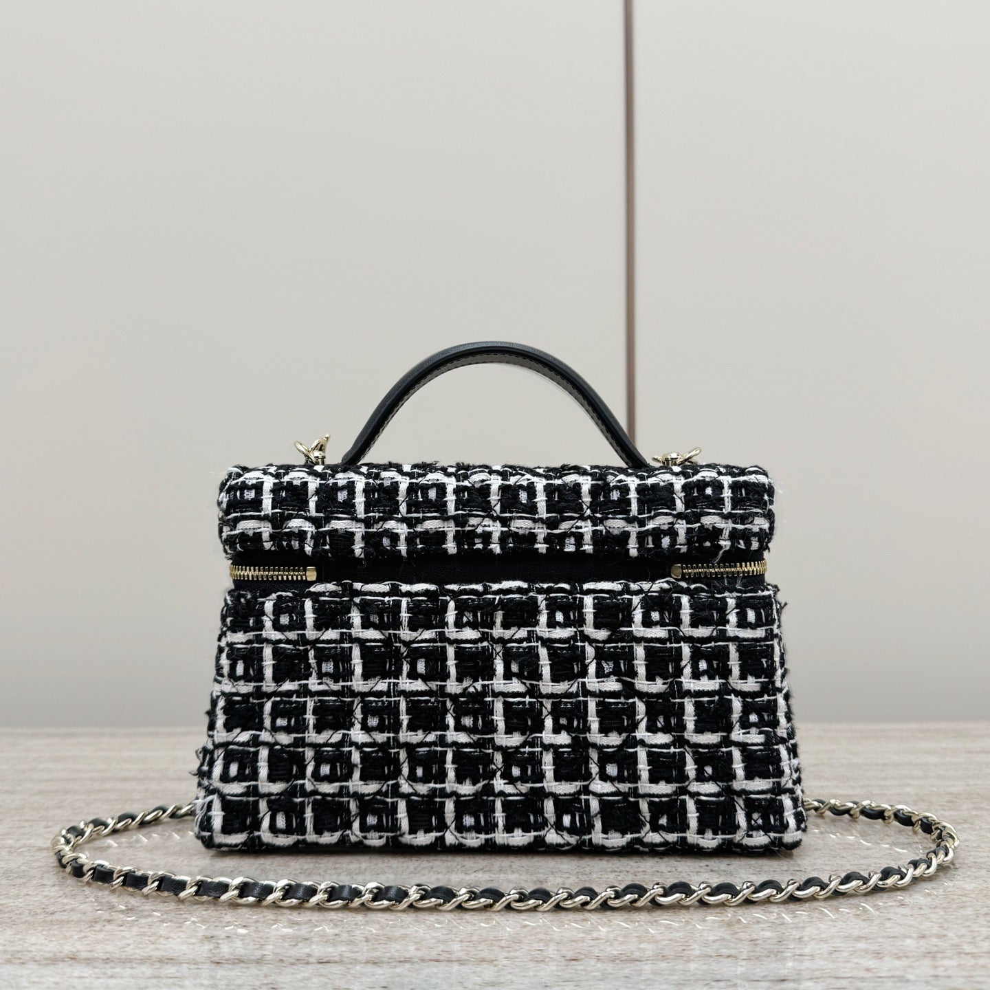 25c BAG #875