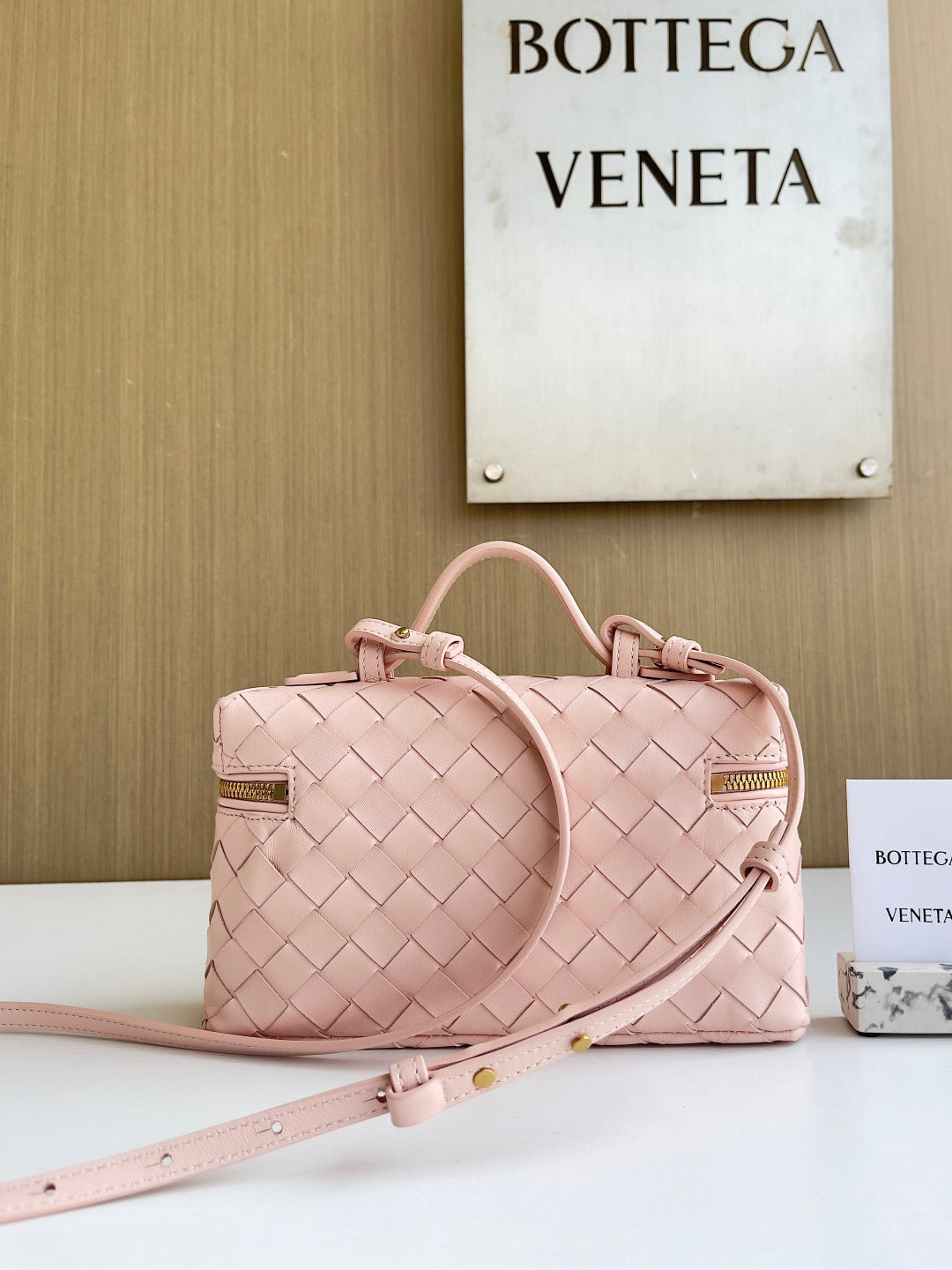 BV Bang Bang Vanity Case #561