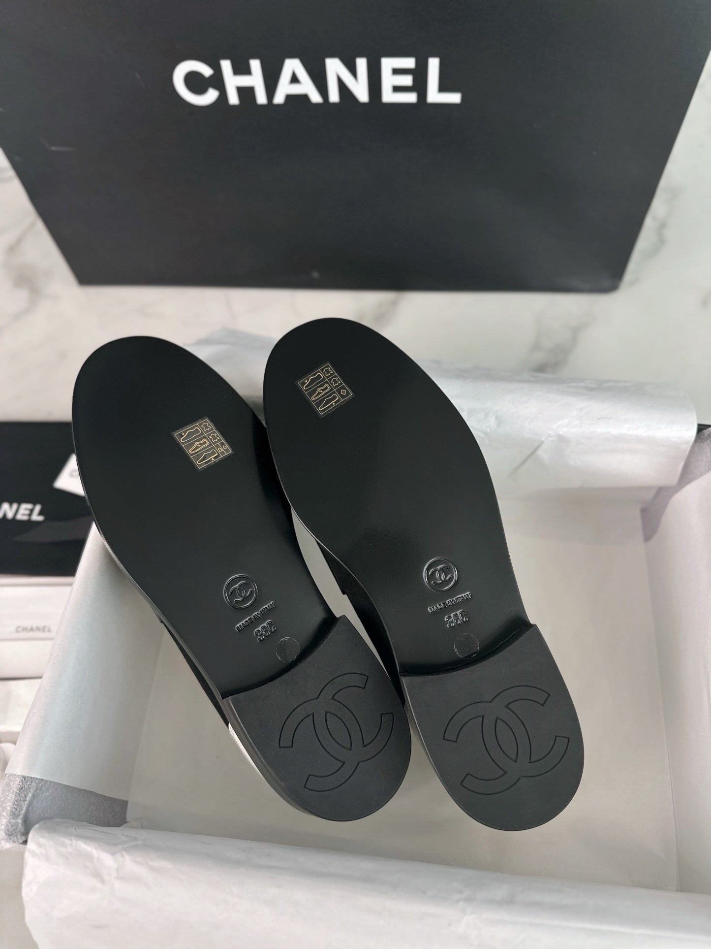 24s loafer #2470