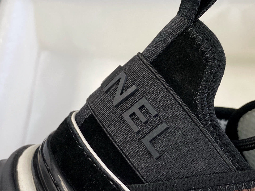 24s sneaker #354