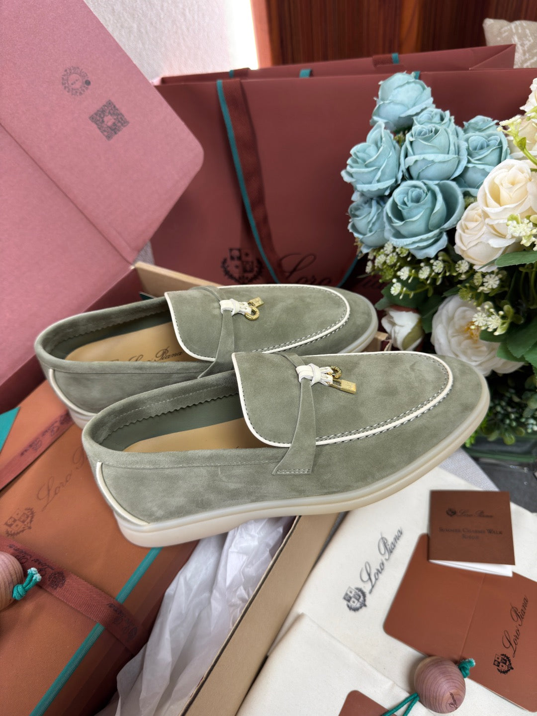 Summer Charms Walk Loafer #2039