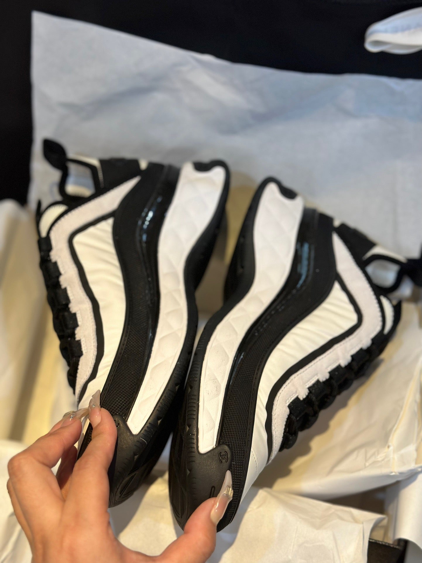 24s sneakers #343