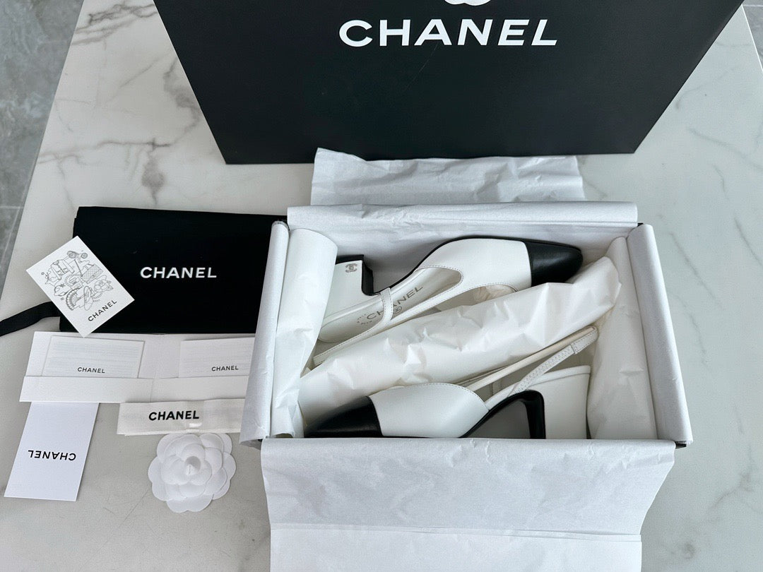 24s Sandal #299