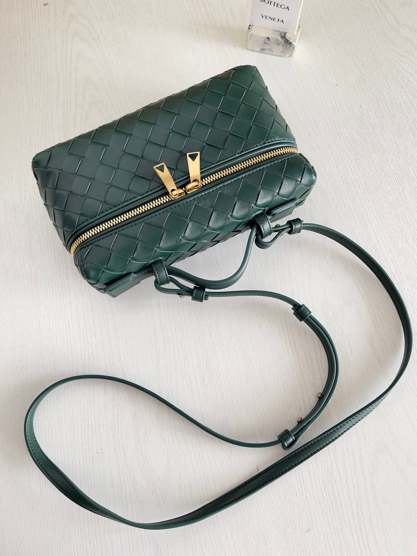 BV Bang Bang Vanity Case #569