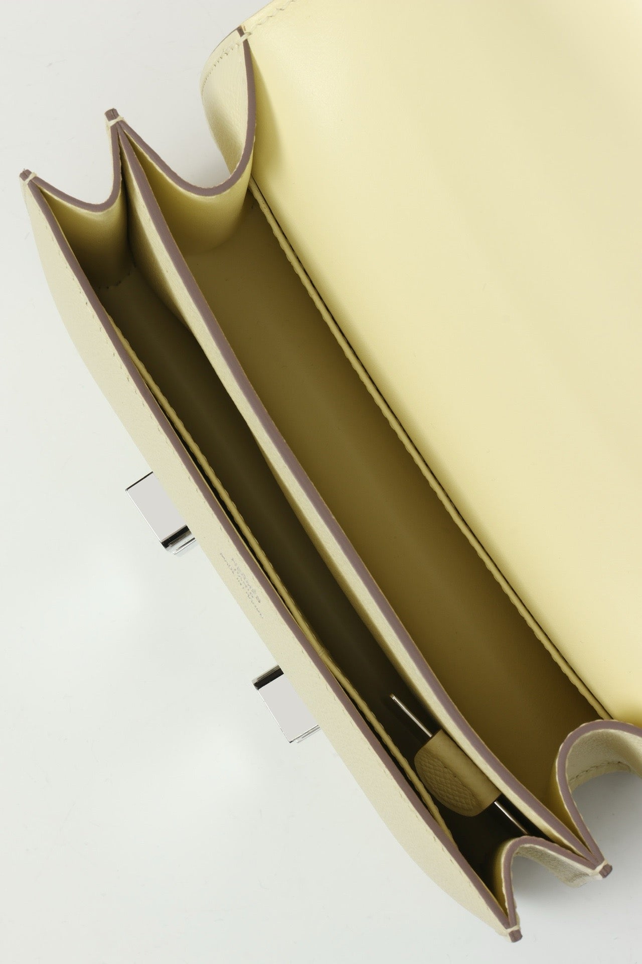 CJ19 19 cm , Milton Yellow Epsom leather PHW #4336