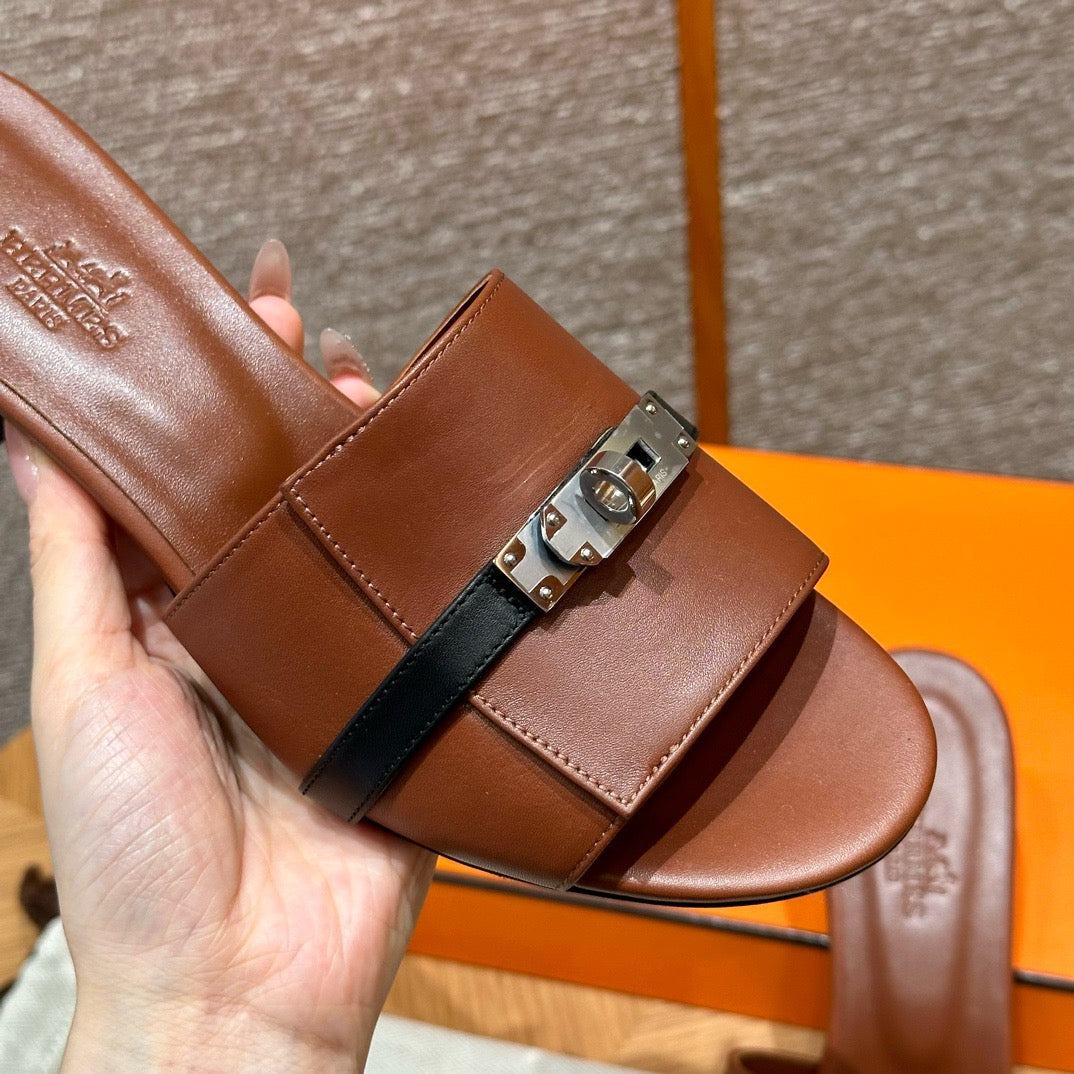 Sandal #3077