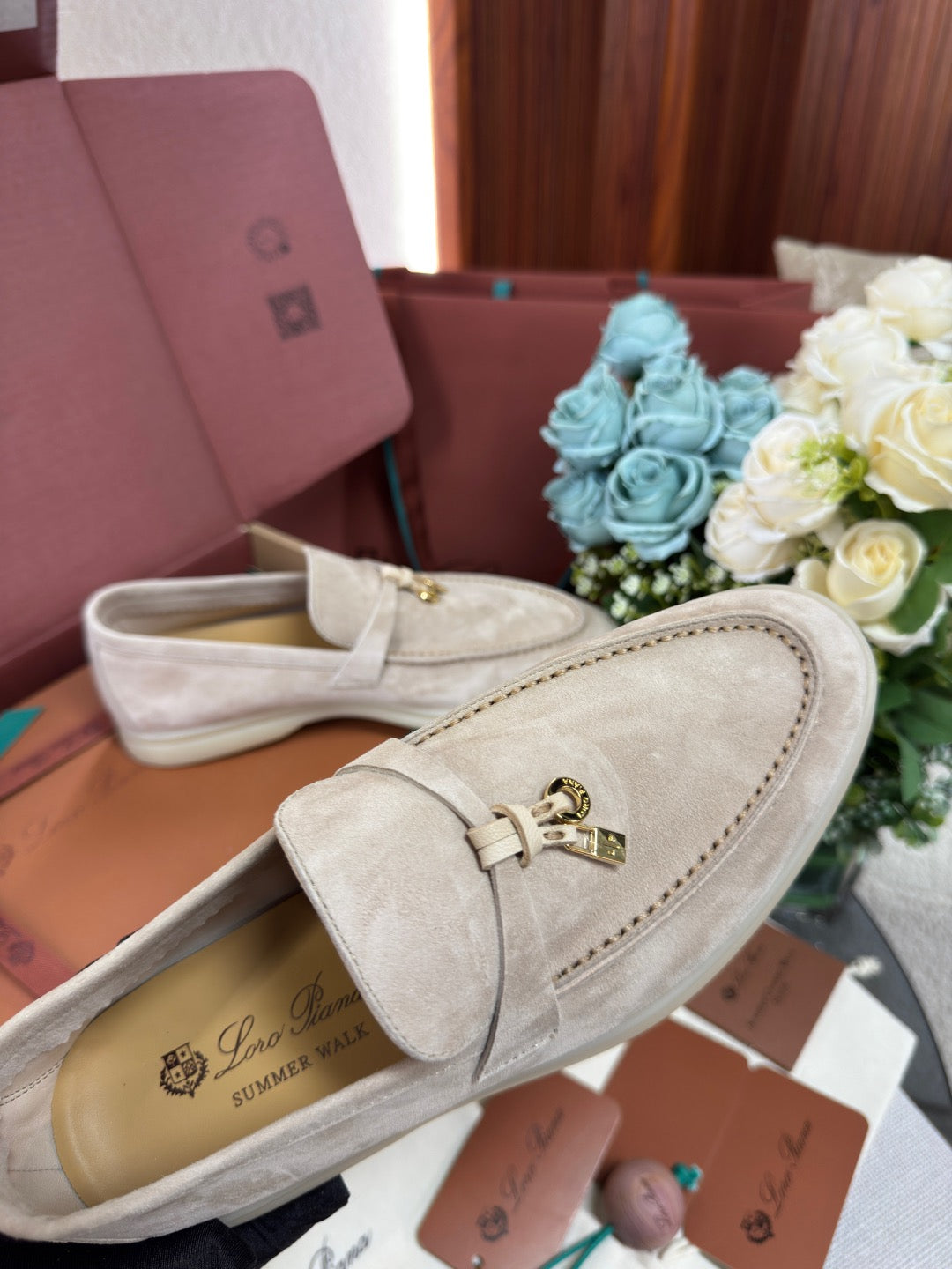 Summer Charms Walk Loafer #2031