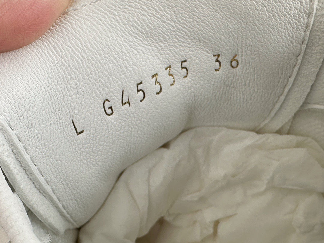 24s sneakers #342