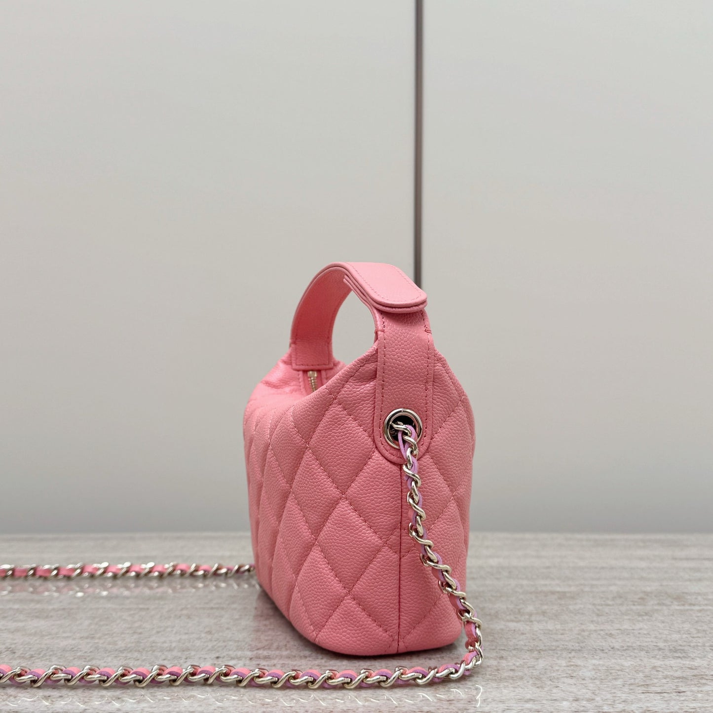 25c Bag #856
