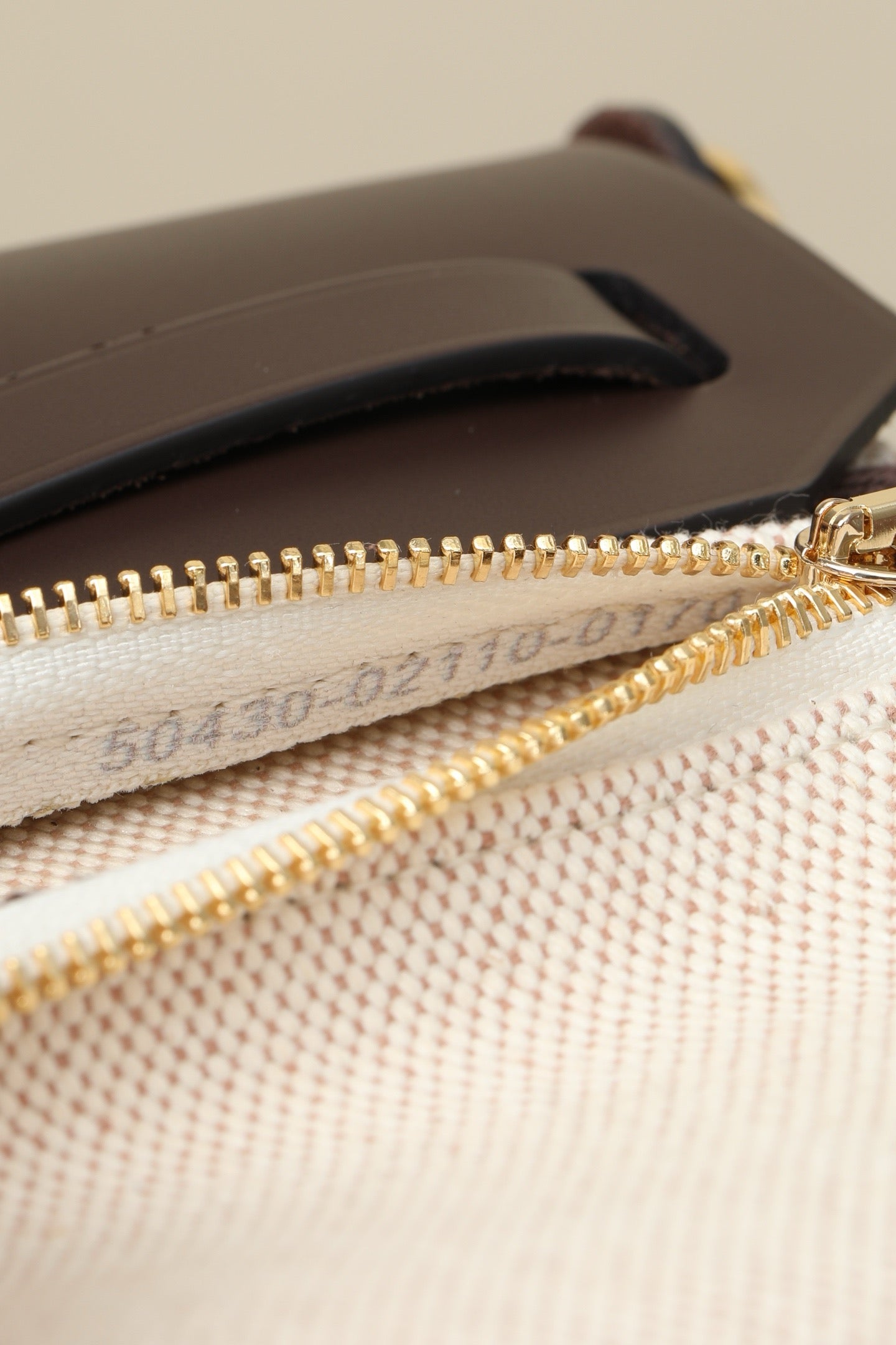 HB20 46 Ebony H Viking Canvas and Hunter Leather Shoulder Bag GHW #4638