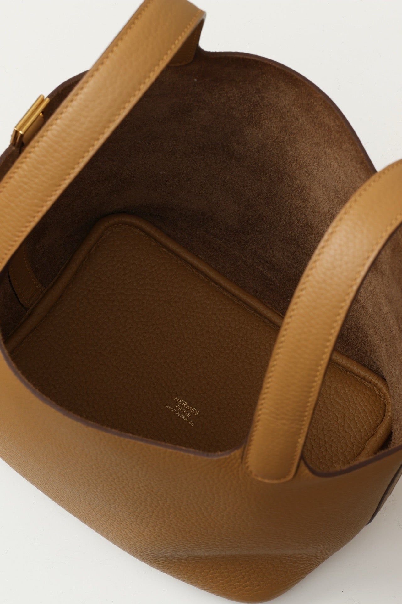 CL18 4B Biscuit Color GHW #4087