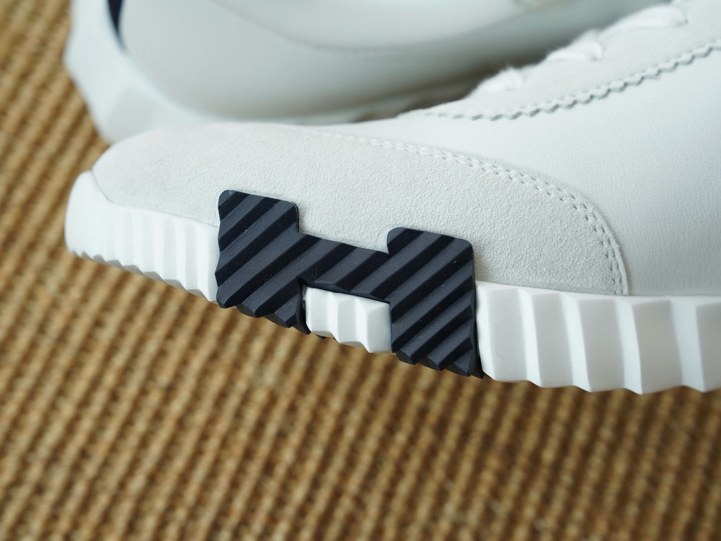 HSneakers