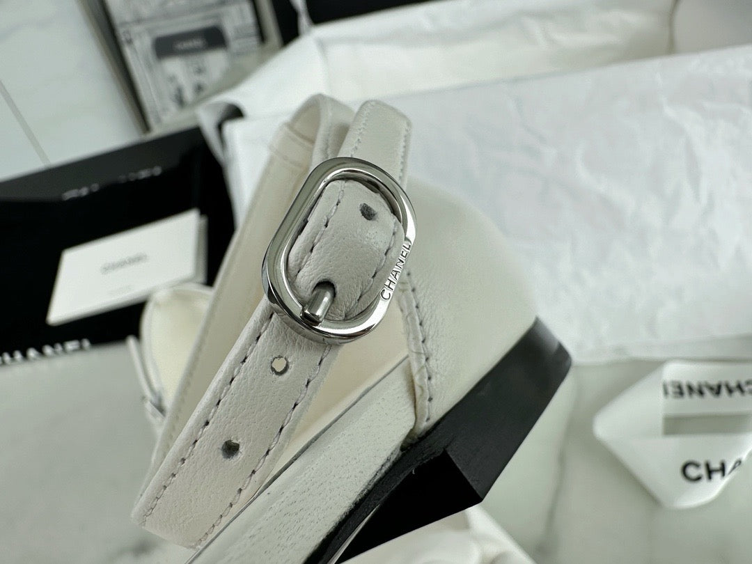24s Sandal #2847
